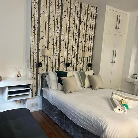 Tree Studio Apartment Barbican F3 Londra Dış mekan fotoğraf